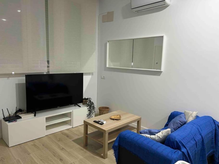 Estudio Avd. Velazquez Malaga Luaran gambar